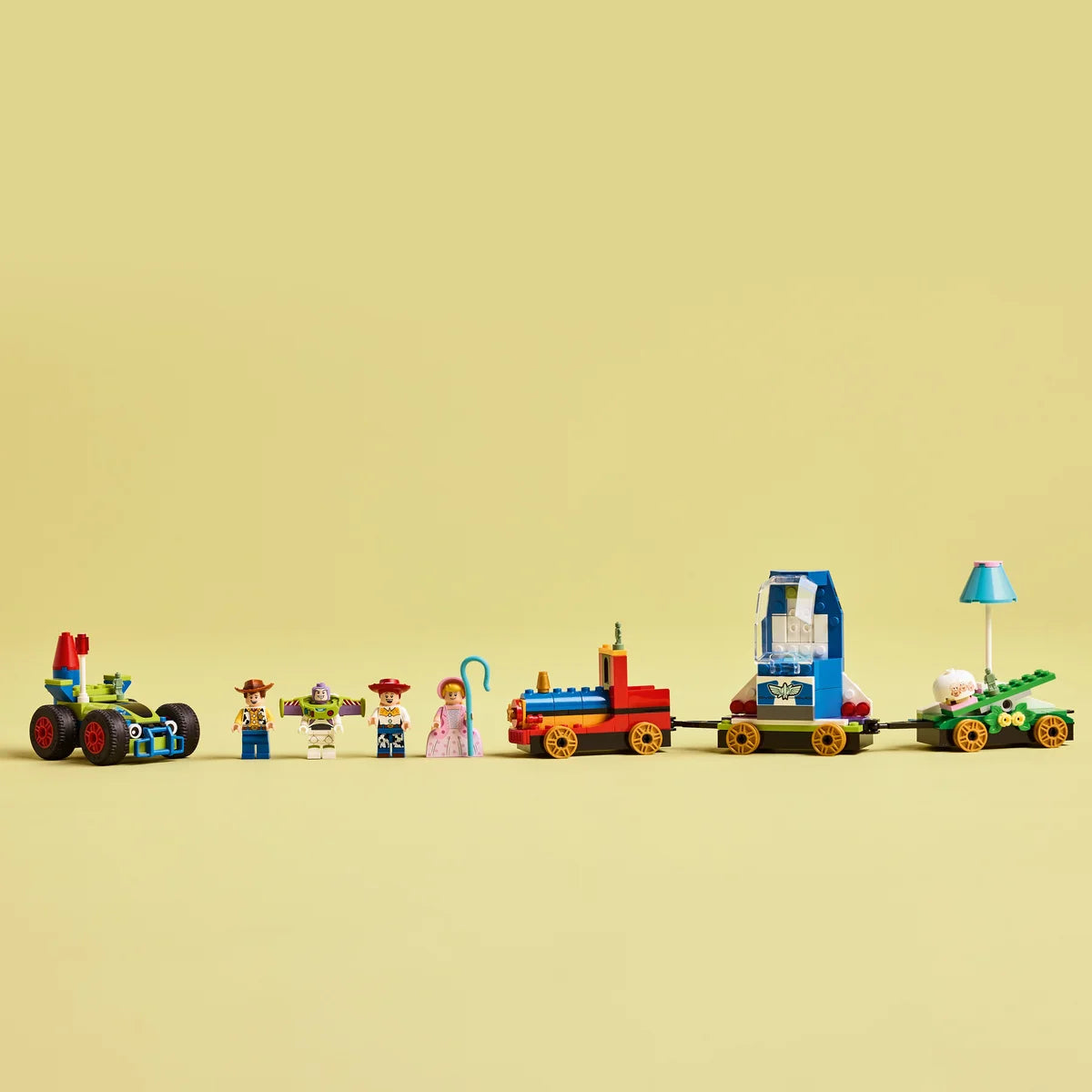 Tren de Celebración de Toy Story y Coche RC