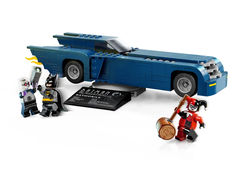 Batman™ con Batmóvil vs. Harley Quinn™ y Mr. Freeze™