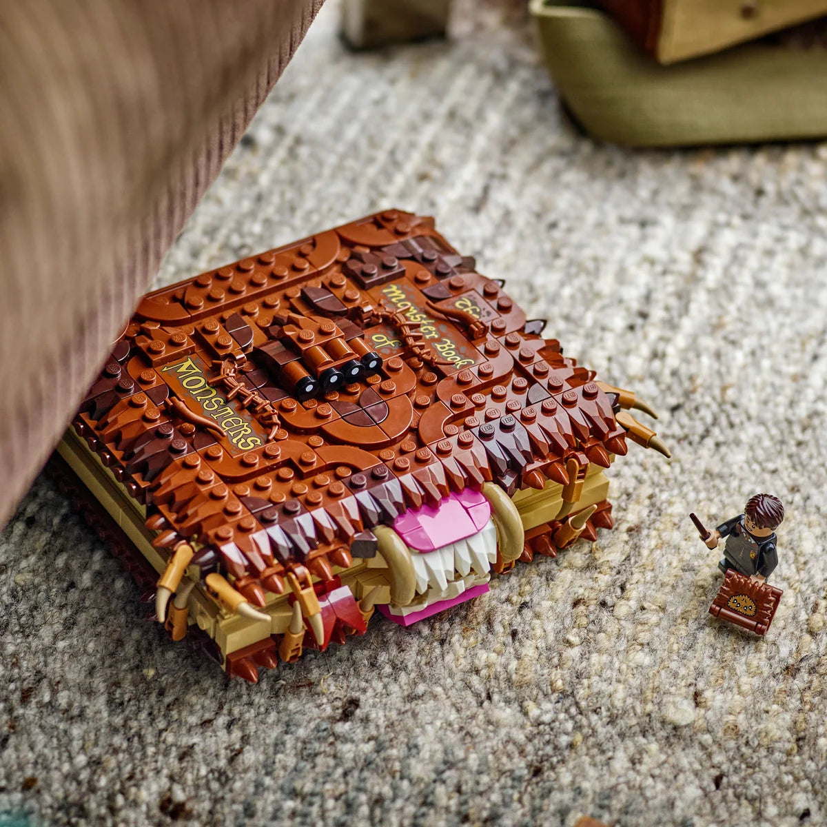 Monstruoso Libro de los Monstruos Mordedor